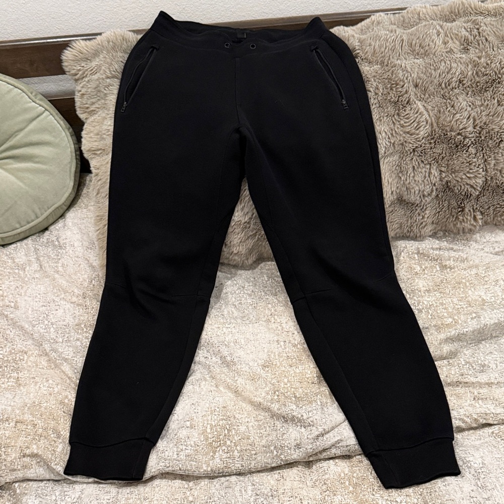 Uniqlo Black Sweatpants